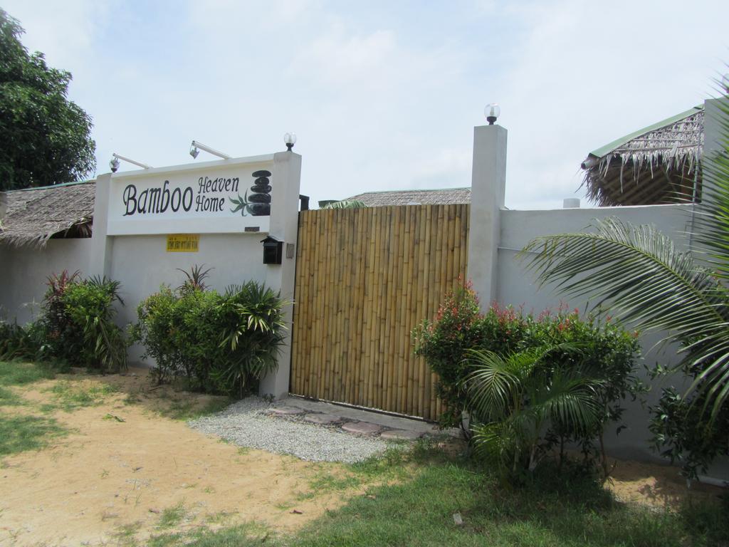 แบมบู เฮฟเว่นโฮม Hotel Rawai ภายนอก รูปภาพ